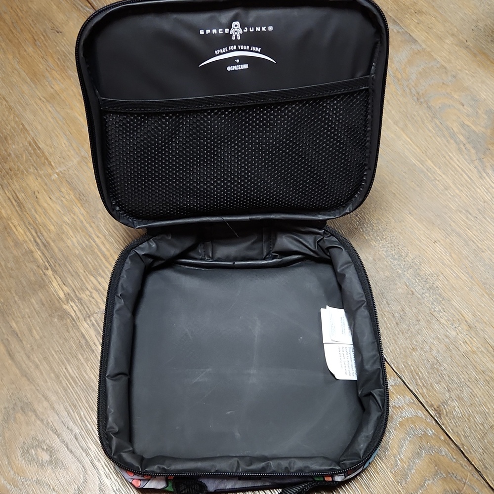 Game Controller Insulated Lunch Box - Picture 5 of 5